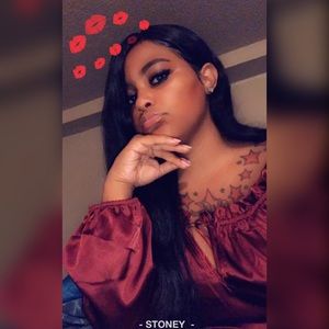 Meet your Posher, Fatima